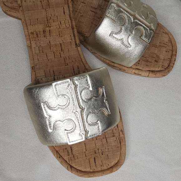 Tory Burch Gold and Silver Metallic Sandals with Cork Sole - Picture 4 of 8